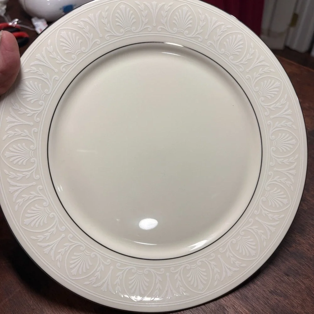 Lenox Courtyard Platinum 5 Piece Place Setting Ivory Fine Bone China Vintage